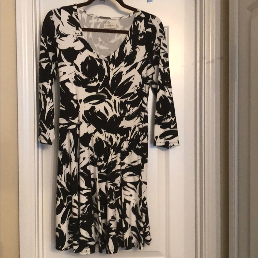 Abercrombie Black & White Dress